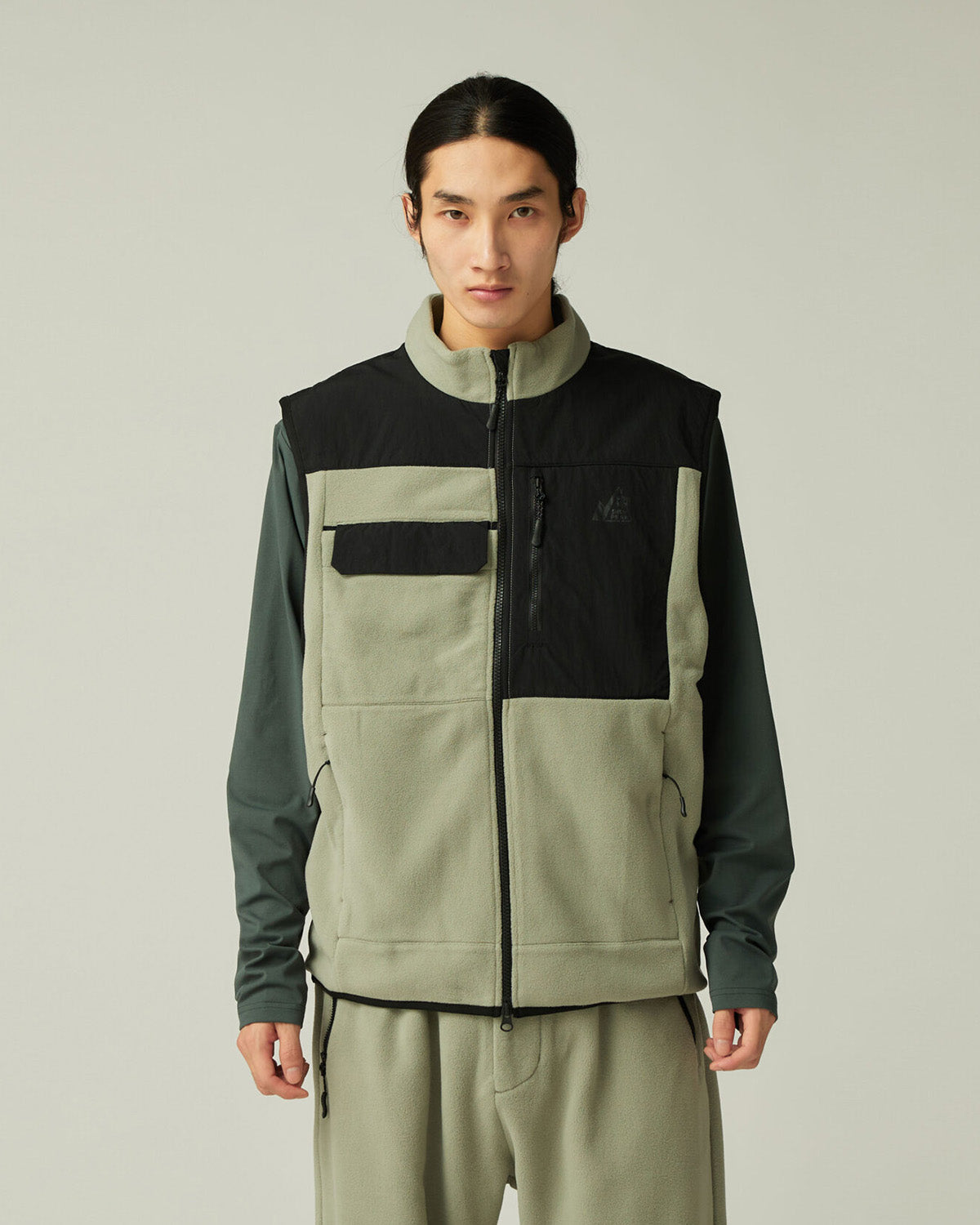 Mountain of Moods Fleece Vest - Image 3