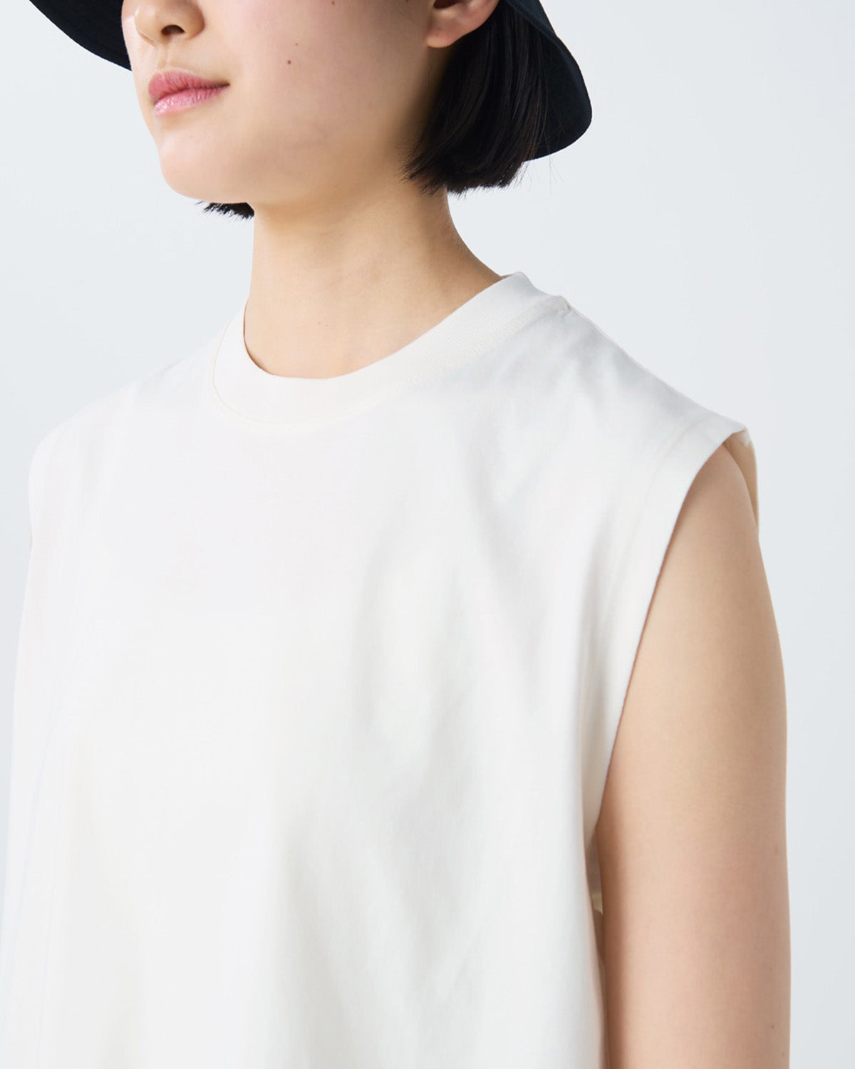 OG Mercerized Sleeveless T-Shirt - Image 6