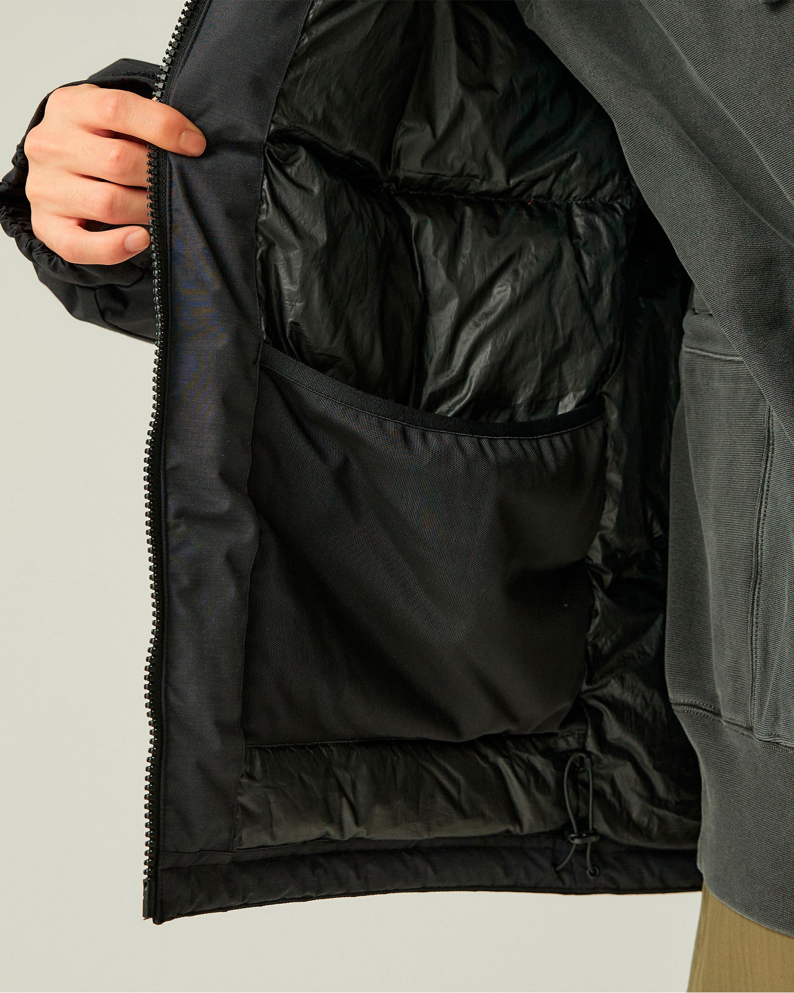 FR 2L Down Jacket - Image 13