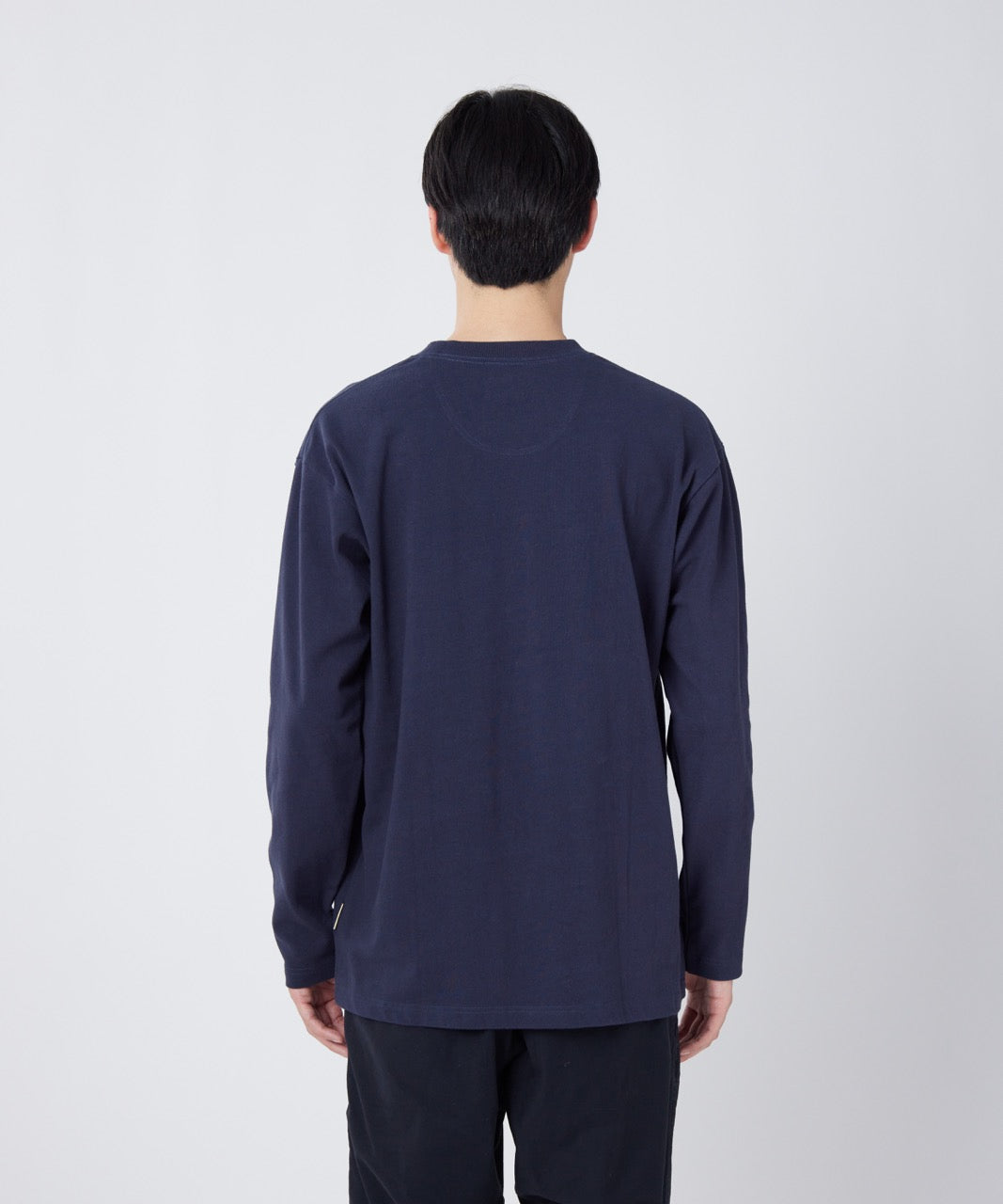 Trad Label Pocket L/S Heavy T-Shirt - Image 11