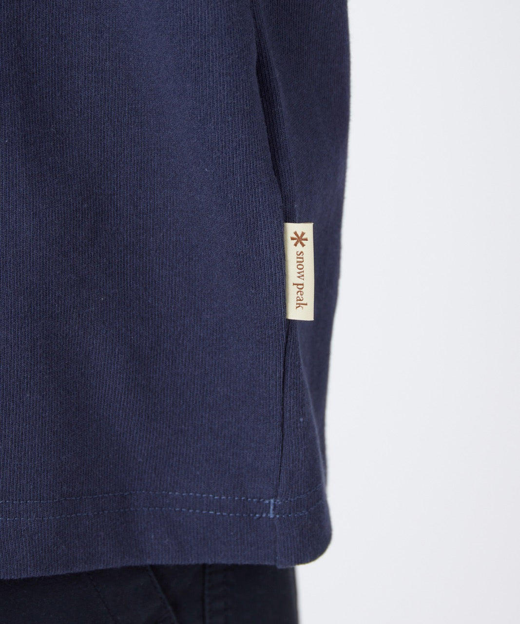 Trad Label Pocket L/S Heavy T-Shirt - Image 13