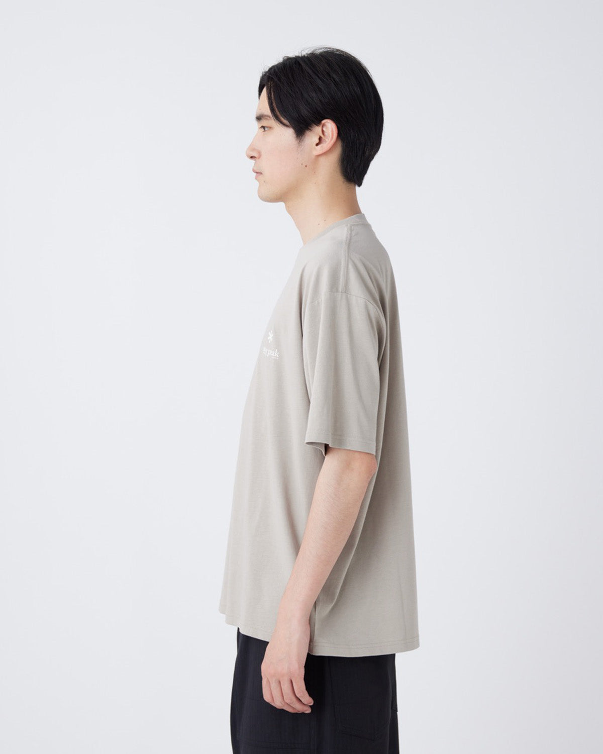 Soft Cotton Relaxed Logo T-Shirt - Image 4