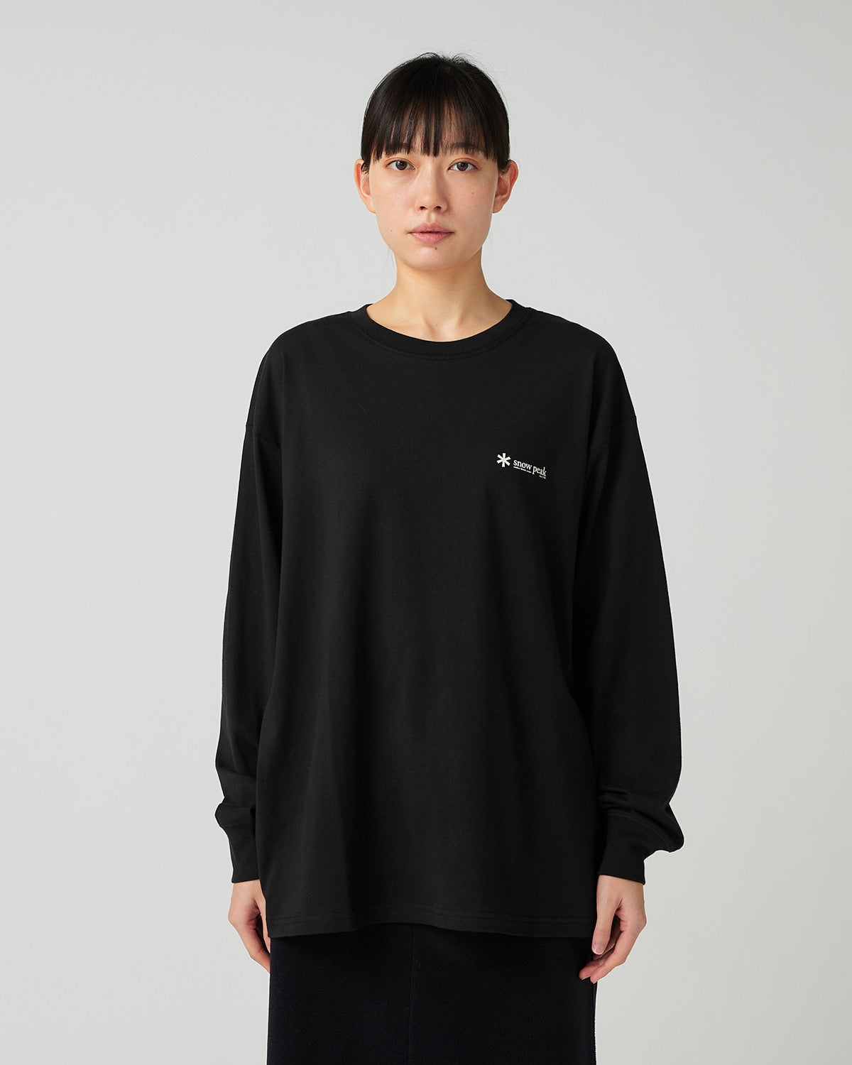 Soft Cotton Relaxed Logo L/S T-Shirt - Image 12