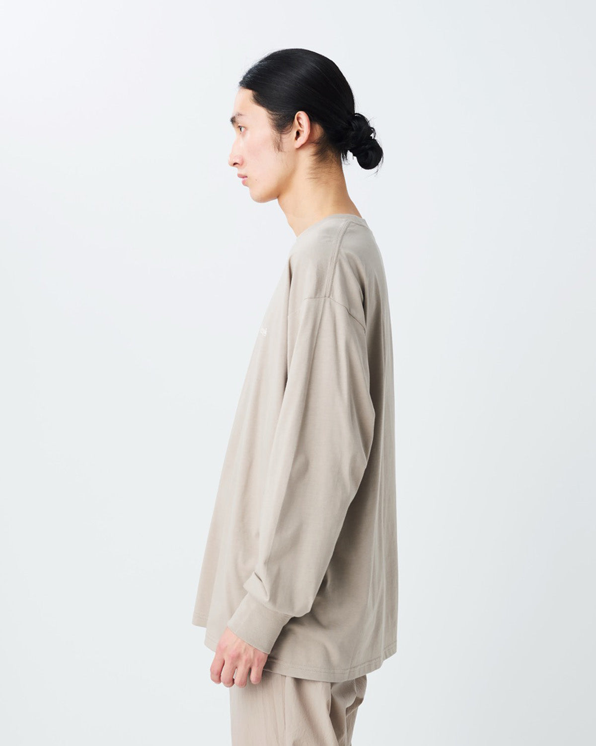 Soft Cotton Relaxed Logo L/S T-Shirt - Image 6